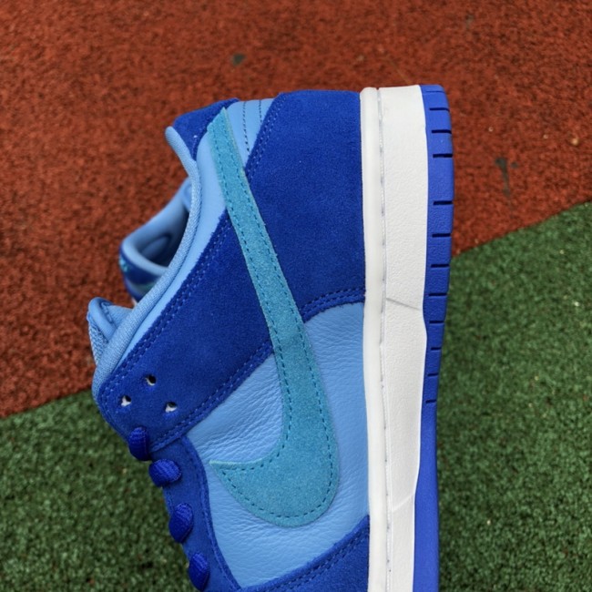 Nike SB Dunk Low Blue Raspberry