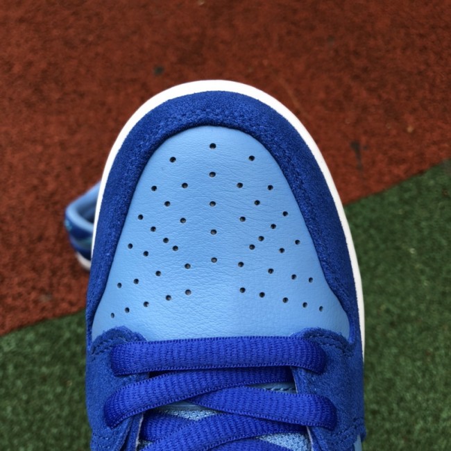 Nike SB Dunk Low Blue Raspberry