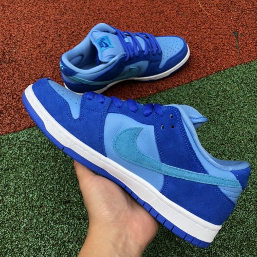 Nike SB Dunk Low Blue Raspberry