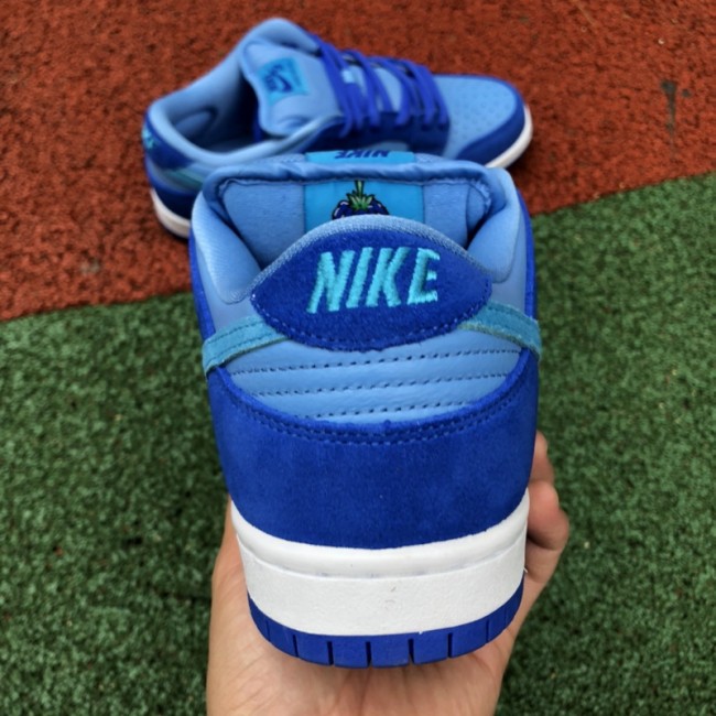 Nike SB Dunk Low Blue Raspberry