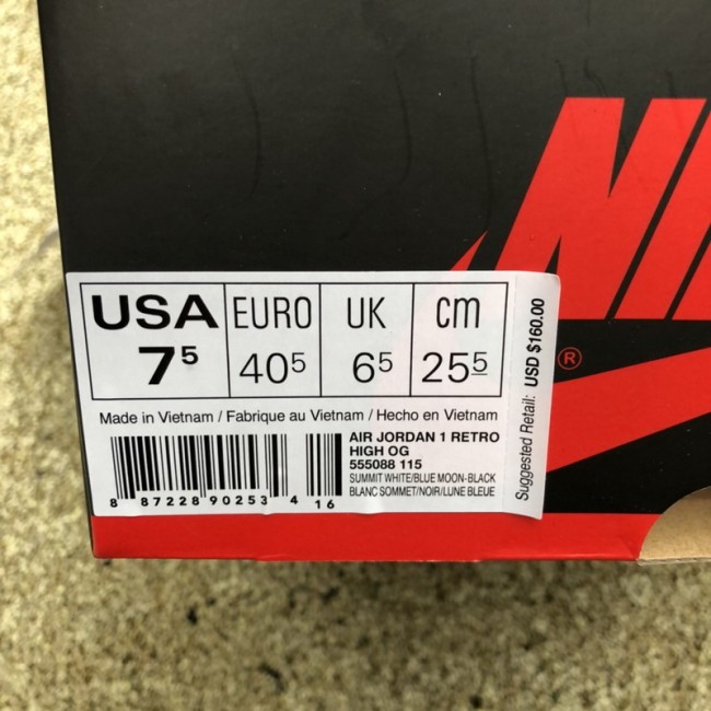 Air Jordan 1 Retro High Blue Moon