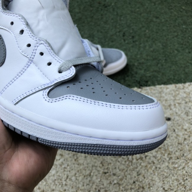 Air Jordan 1 Retro High OG  Stealth
