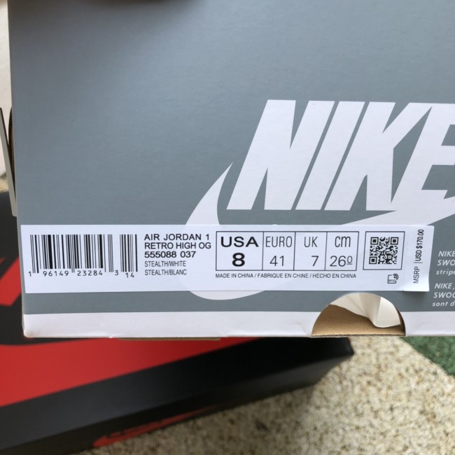 Air Jordan 1 Retro High OG  Stealth
