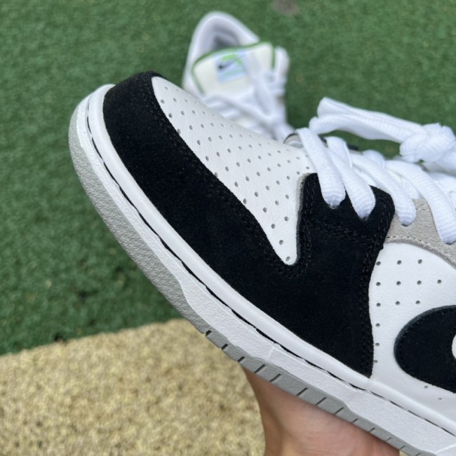 Nike SB Dunk Low Chlorophyll