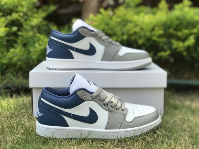Air Jordan 1 Retro Low Stealth French Blue