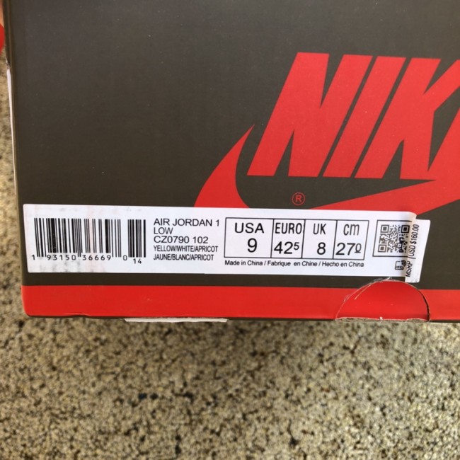 OFF-WHITE x Air Jordan 1 Retro Low