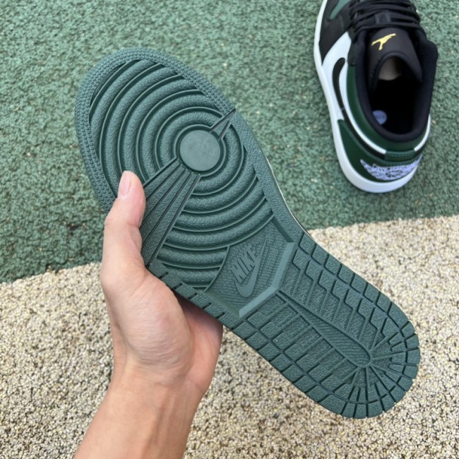 Air Jordan 1 Retro Low Green Toe