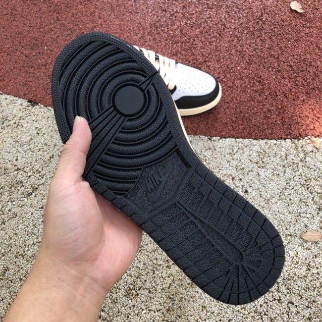 Air Jordan 1 Retro low shoes