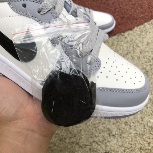 Air Jordan 1 Retro Low Golf Wolf Grey