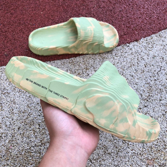 Adilette 22 Slides Magic Lime St Desert Sand GY1597