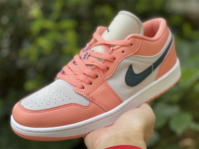 Air Jordan 1 Retro Low Light Madder Root