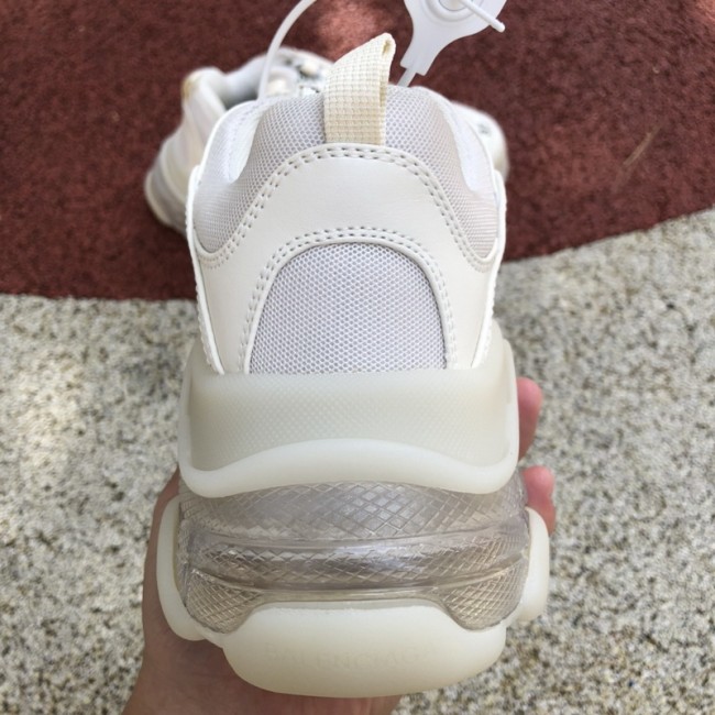 Balenciaga Triple S 