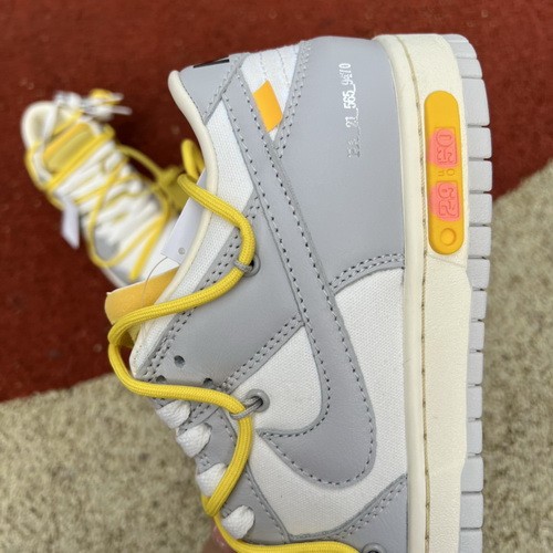 Off-White™ x Nike SB Dunk Low The 29