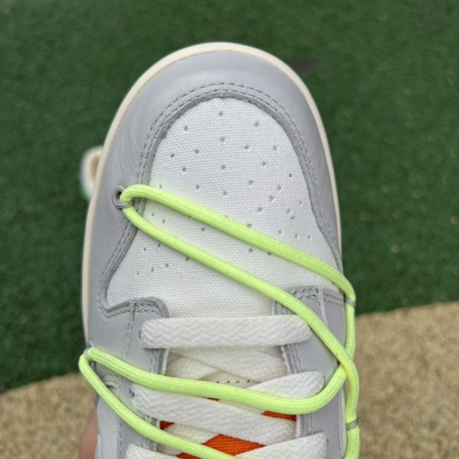 Off-White™ x Nike SB Dunk Low The 43