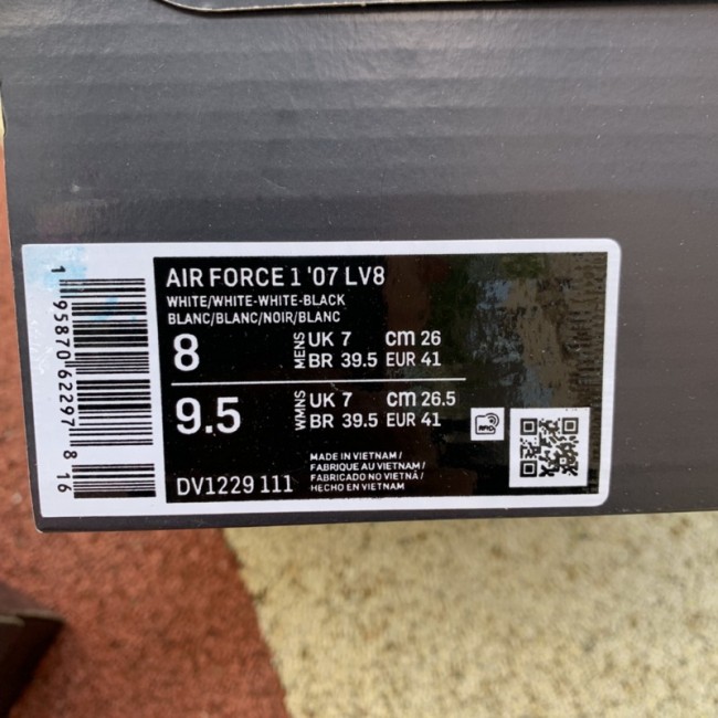 Nike Air Force 1 Low '07 LV8 Pop Art White