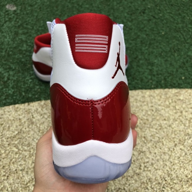 Air Jordan 11 Retro Cherry