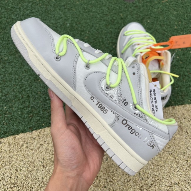 Off-White™ x Nike SB Dunk Low The 43