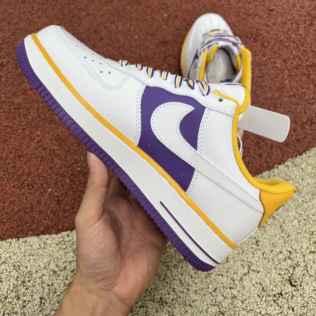 NIke Air Force 1 '07