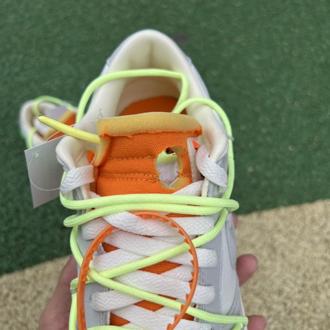 Off-White™ x Nike SB Dunk Low The 43