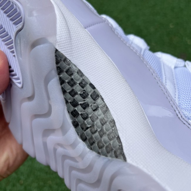 Air Jordan 11 Retro PURE VIOLET