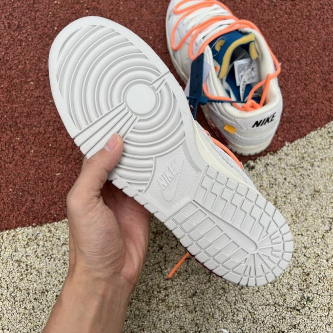 Off-White™ x Nike SB Dunk Low The 19