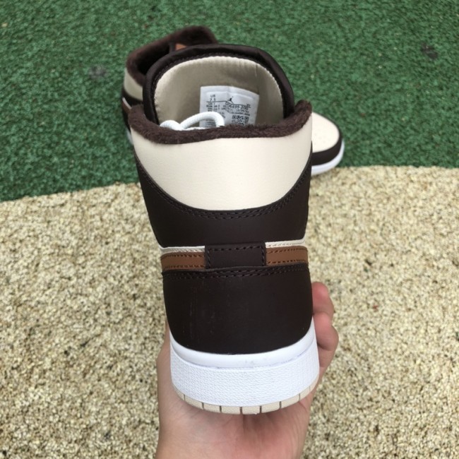 Air Jordan 1 Mid SE Brown Basalt Oatmeal