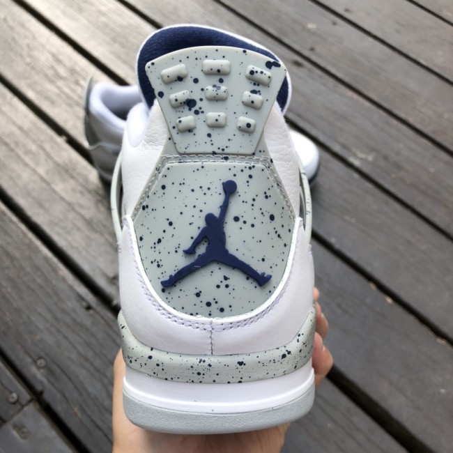 Air Jordan 4 “Midnight Navy”