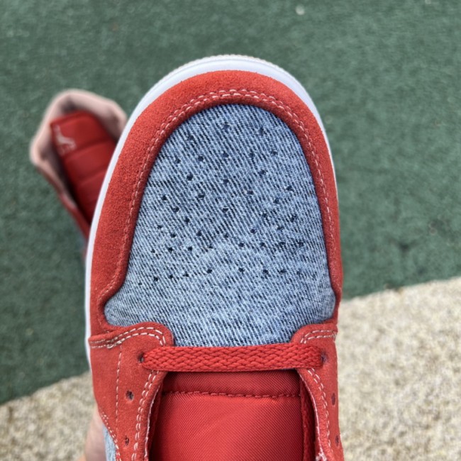 Air Jordan 1 Mid Denim Red
