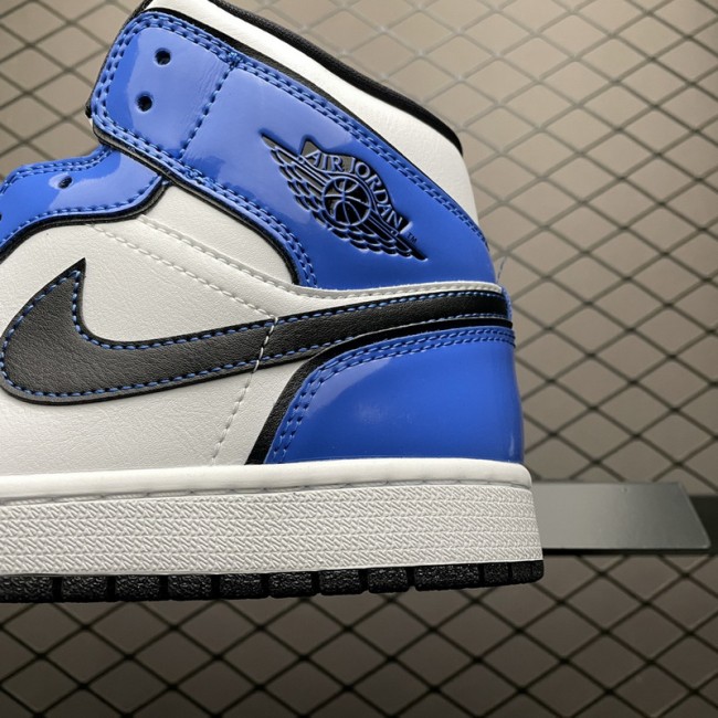 Air Jordan 1 Mid Signal Blue
