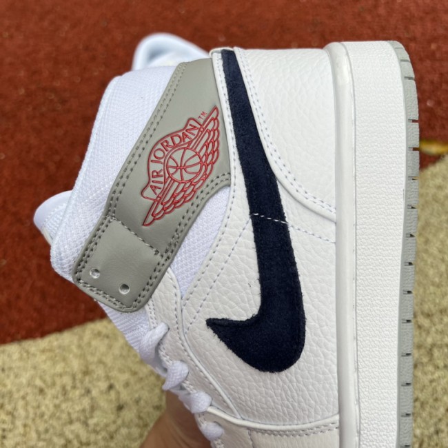 Air Jordan 1 Mid Paris White