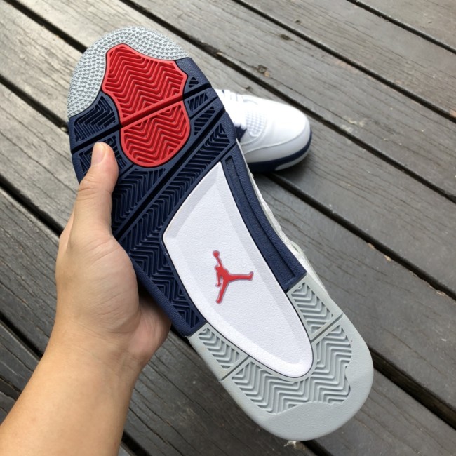 Air Jordan 4 “Midnight Navy”