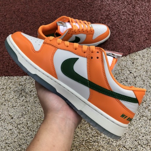 Nike SB Dunk Low Shoes