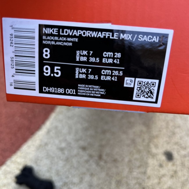 Nike Vaporwaffle Sacai Jean Paul Gaultier Black White