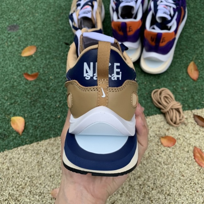 Nike Vaporwaffle sacai Sesame Blue Void