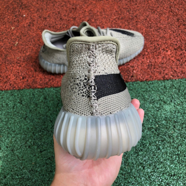 Yeezy Boost 350 V2 HQ2059