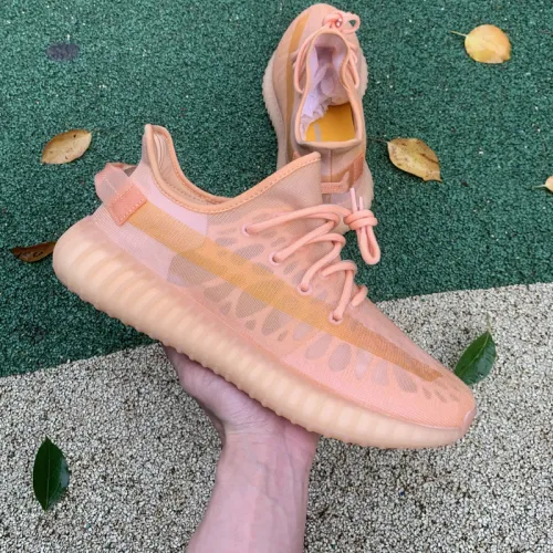 Yeezy Boost 350 V2 Mono Clay GW2870