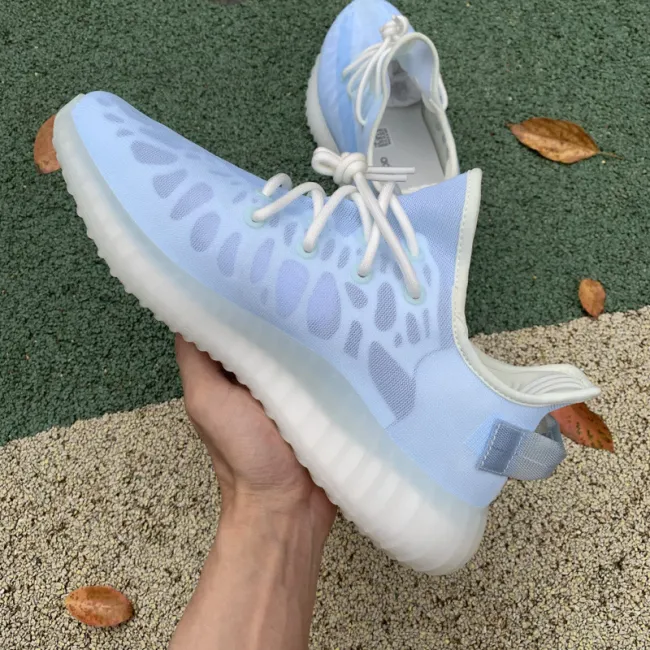 Yeezy Boost 350 V2 Mono Ice GW2869