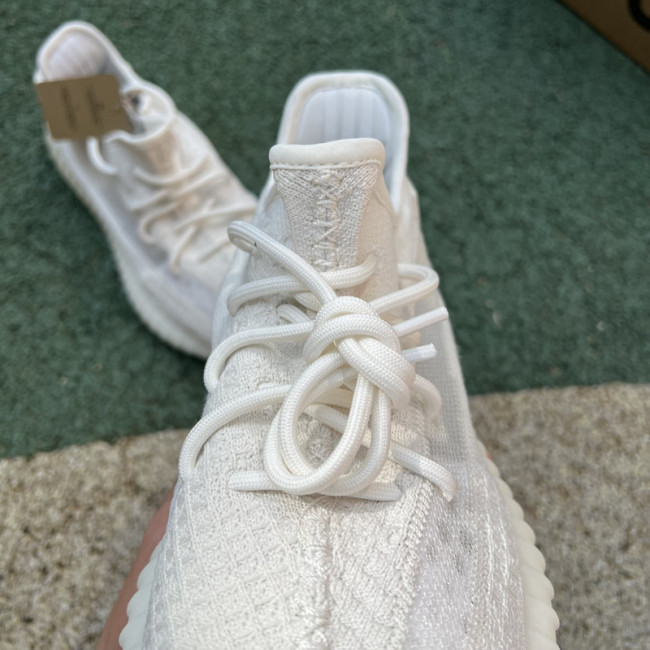 Yeezy Boost 350 V2 Bone Pure Oat HQ6316
