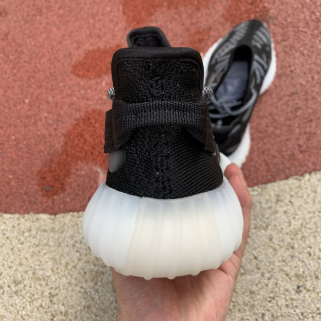 Yeezy Boost 350 V3 FC9219