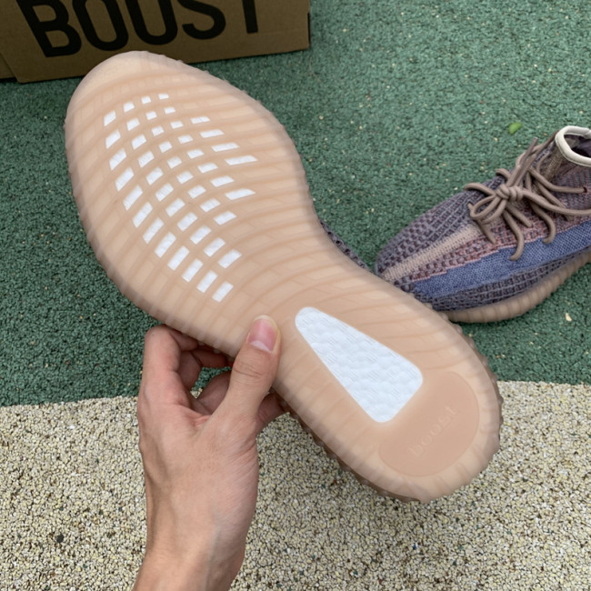 Yeezy Boost 350 V2 Fade H02795