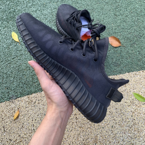 Yeezy Boost 350 V2 Mono Black
