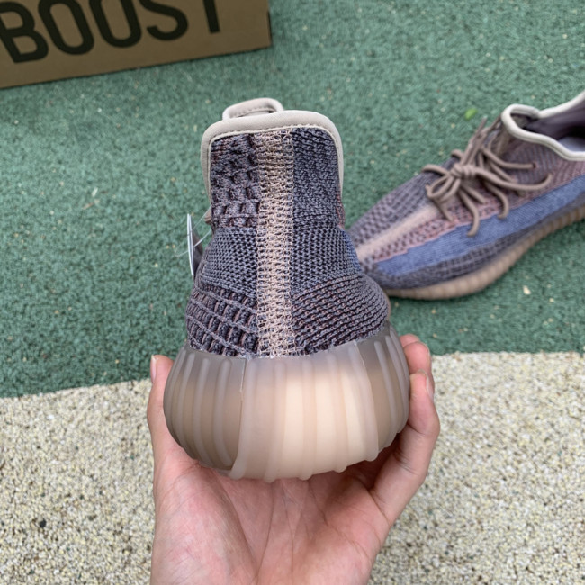 Yeezy Boost 350 V2 Fade H02795