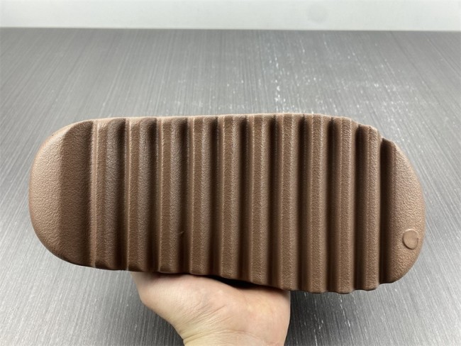 Yeezy Slide Soot GX6141