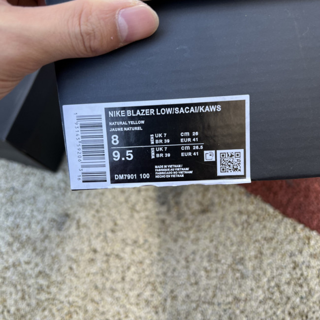 Nike Blazer Low sacai KAWS