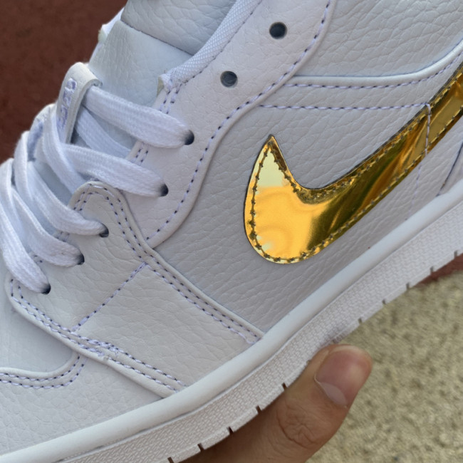 Air Jordan 1 Retro Low shoes