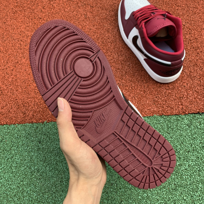 Air Jordan 1 Retro Low shoes