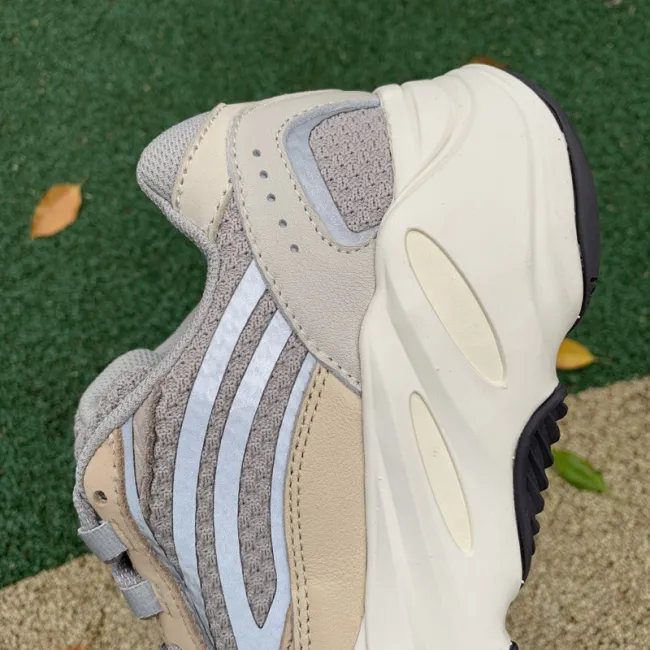 adidas Yeezy Boost 700 V2 “Cream”