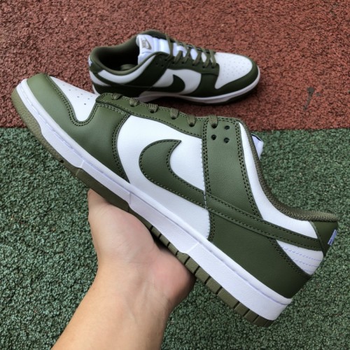 Nike Dunk Low Medium Olive (W)