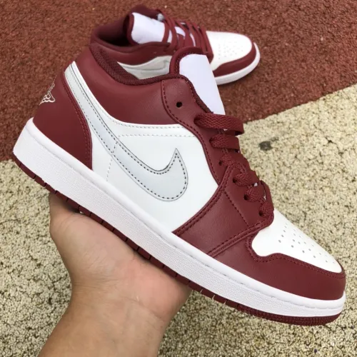 Air Jordan 1 Retro Low
