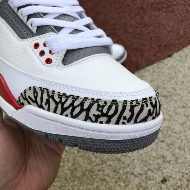 Air Jordan 3 Retro Fire Red (2022)